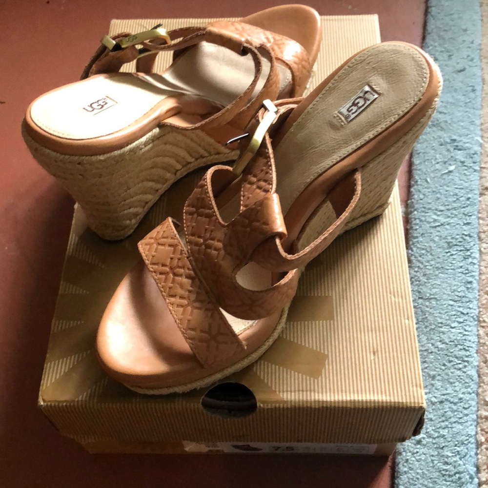UGG wedge
